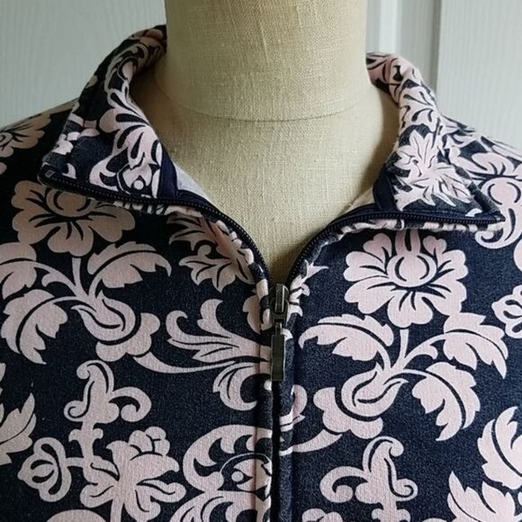 Croft & Barrow Sweatshirt Zip Up Floral Pink Navy Women's WOMAN'S SMALL PETITE - Picture 3 of 13